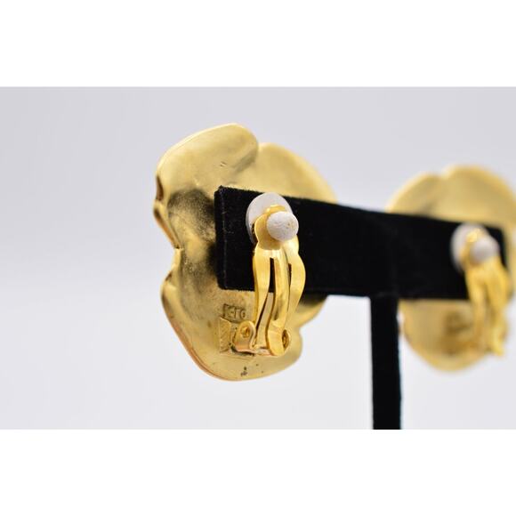 Fernando Vintage Pansy Clip On Earrings Brushed Gold Chunky NOS 80s FO Signed W1 - Picture 7 of 9